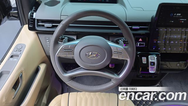 Hyundai Staria 2023 — photo 21