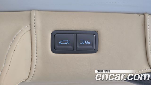 Hyundai Staria 2023 — photo 23