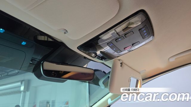 Hyundai Staria 2023 — photo 27