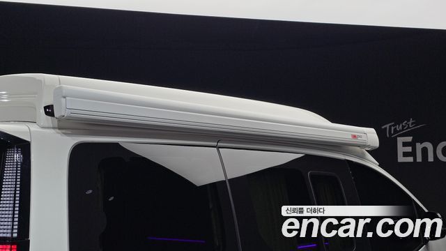 Hyundai Staria 2023 — photo 38