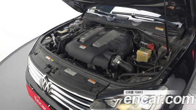 Volkswagen Touareg 2016 — photo 6