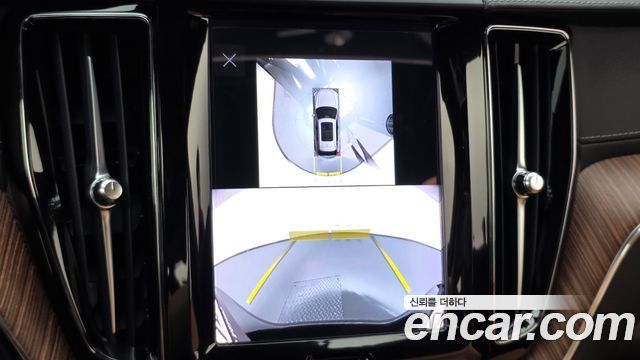 Volvo XC60 2024 — photo 21