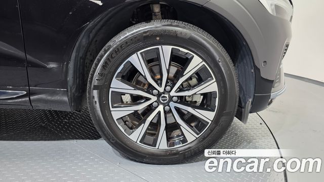 Volvo XC60 2024 — photo 7
