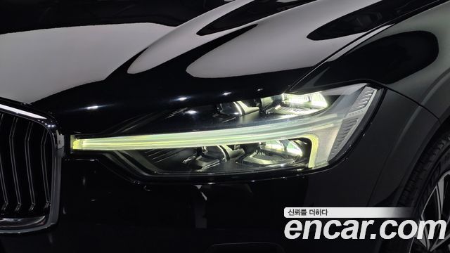 Volvo XC60 2024 — photo 8
