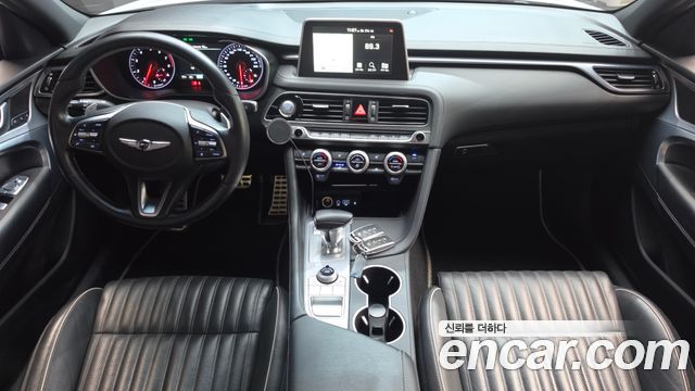 Genesis G70 2018 — photo 10