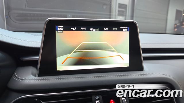 Genesis G70 2018 — photo 21