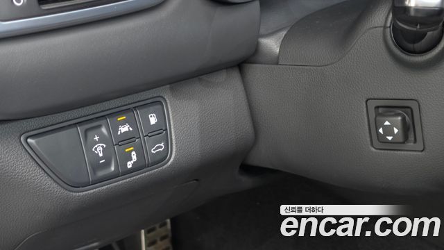 Genesis G70 2018 — photo 25
