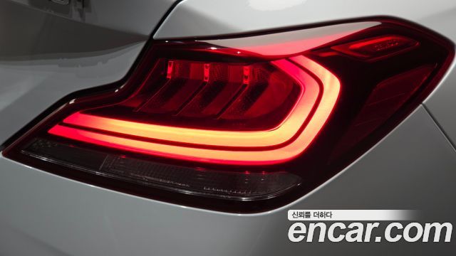 Genesis G70 2018 — photo 9