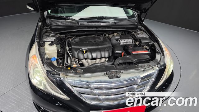 Hyundai Sonata 2011 — photo 6