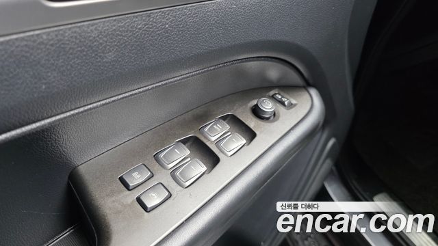 KG Mobility Rexton 2019 — photo 28