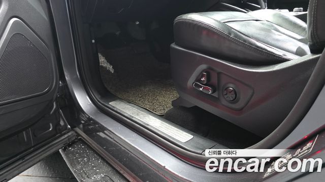 KG Mobility Rexton 2019 — photo 31