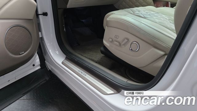 Genesis GV80 2022 — photo 24