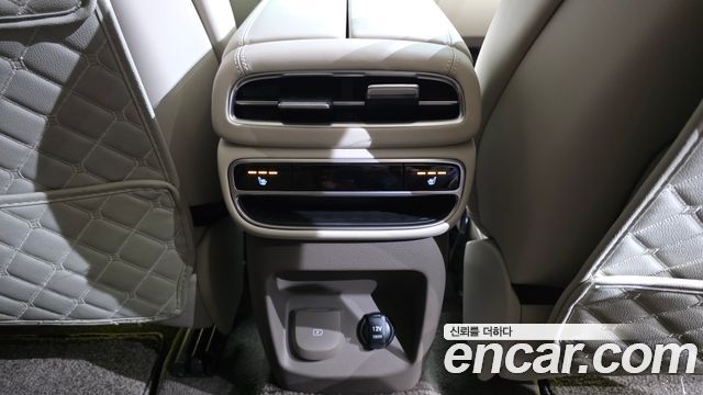 Genesis GV80 2022 — photo 34