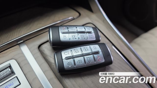 Genesis GV80 2022 — photo 35