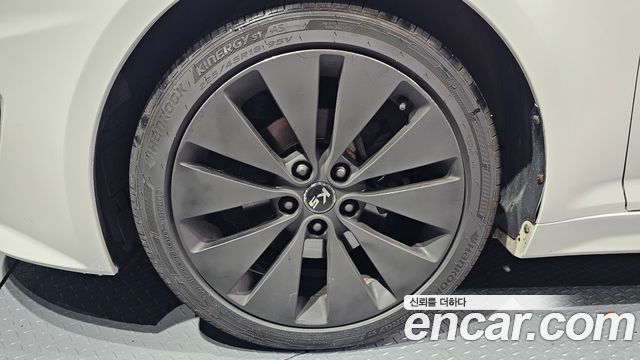 Kia K5 2011 — photo 5