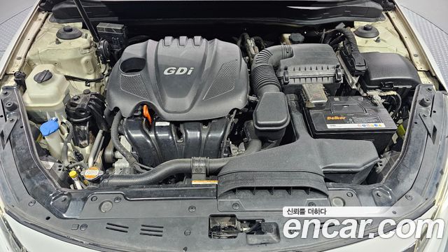 Kia K5 2011 — photo 6