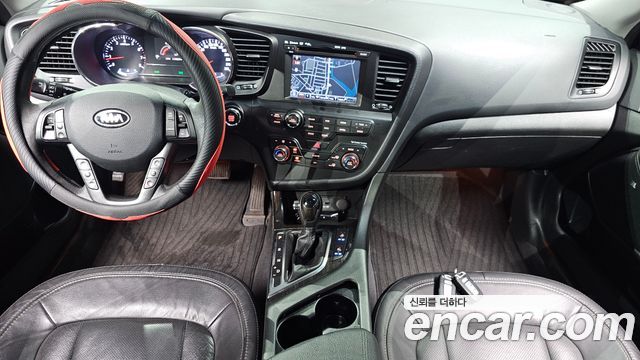 Kia K5 2011 — photo 7