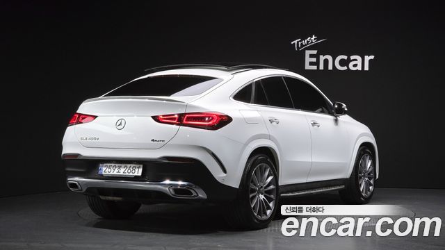 Mercedes-Benz GLE-Class 2023 — photo 2