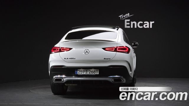 Mercedes-Benz GLE-Class 2023 — photo 4