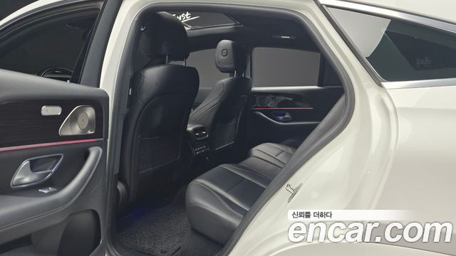 Mercedes-Benz GLE-Class 2023 — photo 11
