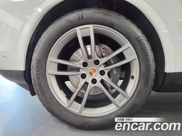 Porsche Cayenne 2024 — photo 5