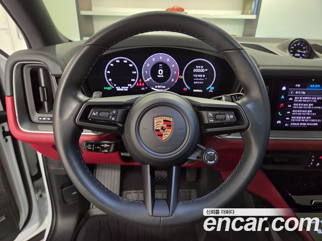 Porsche Cayenne 2024 — photo 11