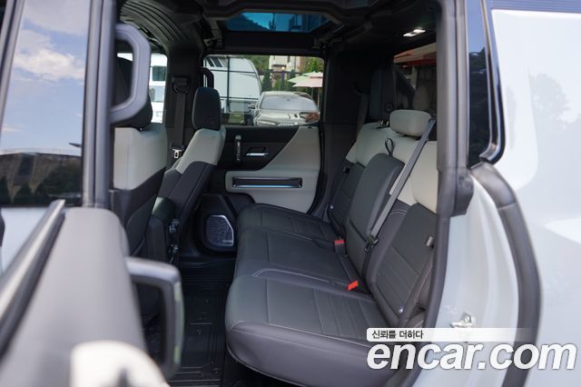 GMC Hummer EV 2026 — photo 10