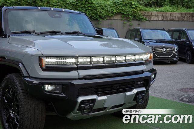 GMC Hummer EV 2026 — photo 15