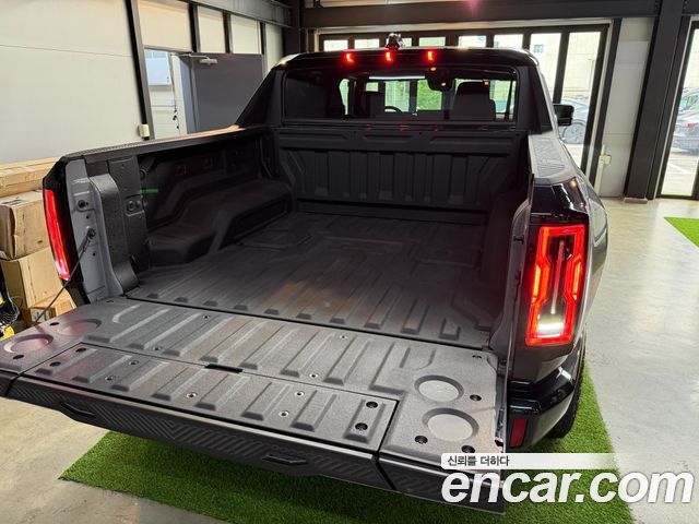GMC Hummer EV 2026 — photo 17