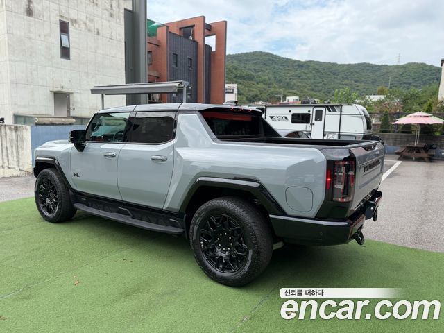 GMC Hummer EV 2026 — photo 19