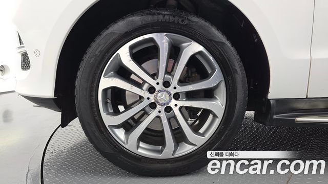 Mercedes-Benz GLE-Class 2016 — photo 5