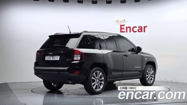 Jeep Compass 2017 — photo 2