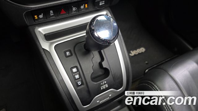 Jeep Compass 2017 — photo 9