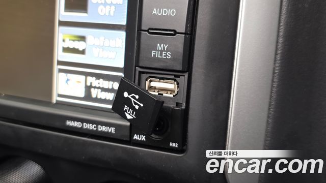 Jeep Compass 2017 — photo 18