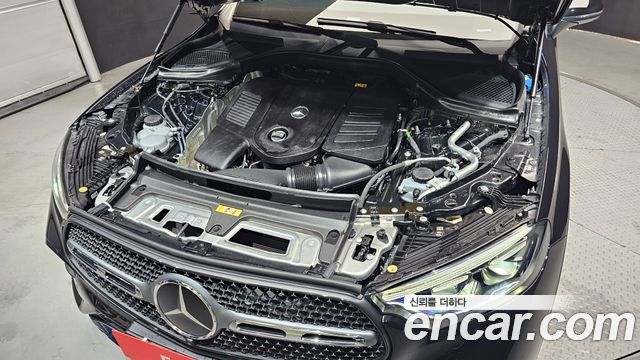 Mercedes-Benz GLC-Class 2024 — photo 6