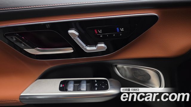 Mercedes-Benz GLC-Class 2024 — photo 26
