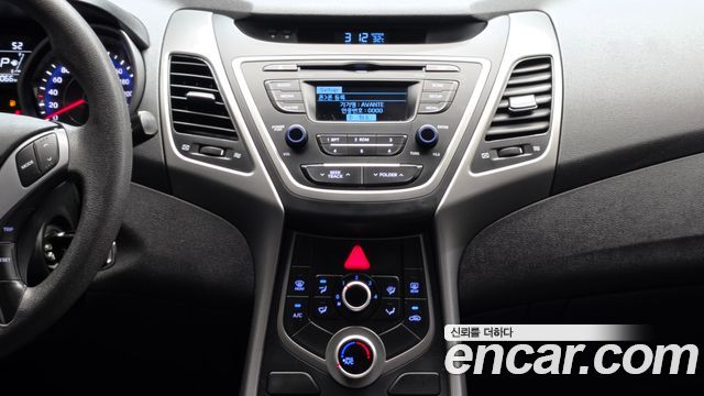 Hyundai AVANTE 2016 — photo 20