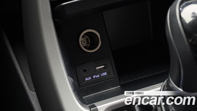 Hyundai AVANTE 2016 — photo 21