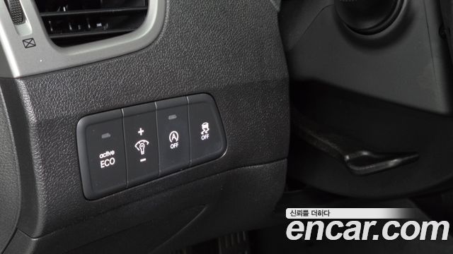 Hyundai AVANTE 2016 — photo 23