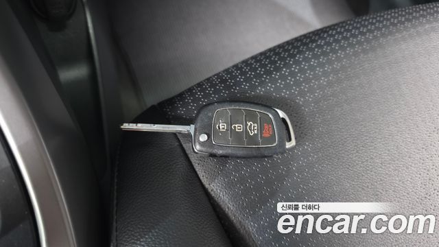 Hyundai AVANTE 2016 — photo 30