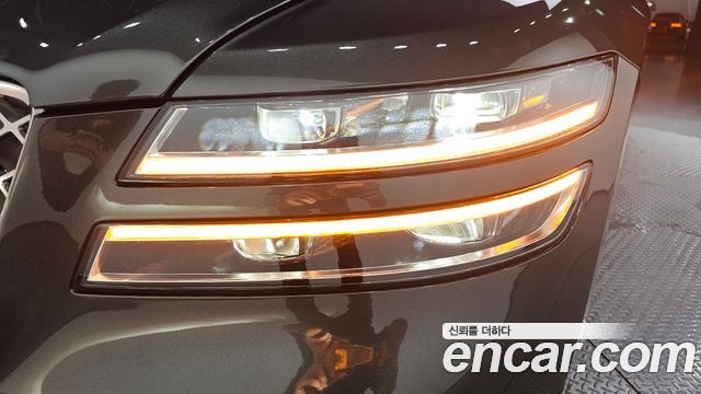 Genesis G80 2023 — photo 8