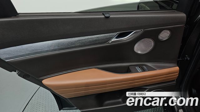 Genesis G80 2023 — photo 15
