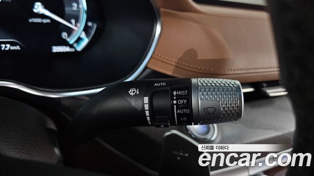 Genesis G80 2023 — photo 29