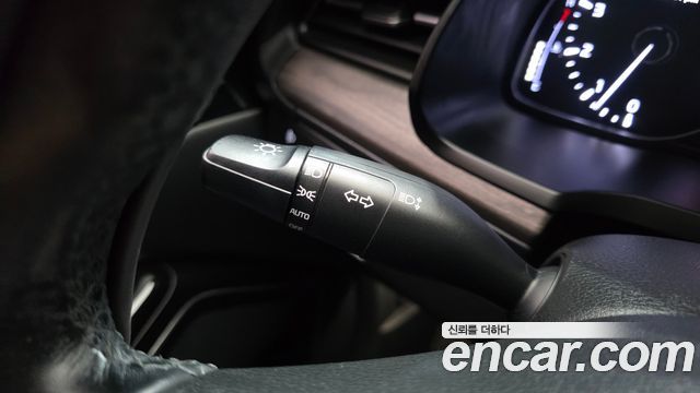 Kia K7 2020 — photo 25