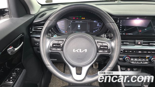 Kia Niro 2022 — photo 13