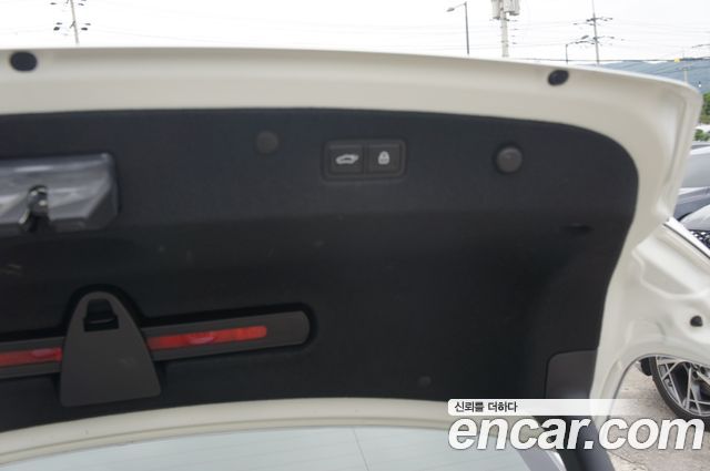 Kia K8 2024 — photo 17