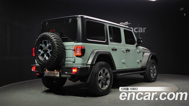 Jeep Wrangler 2023 — photo 2