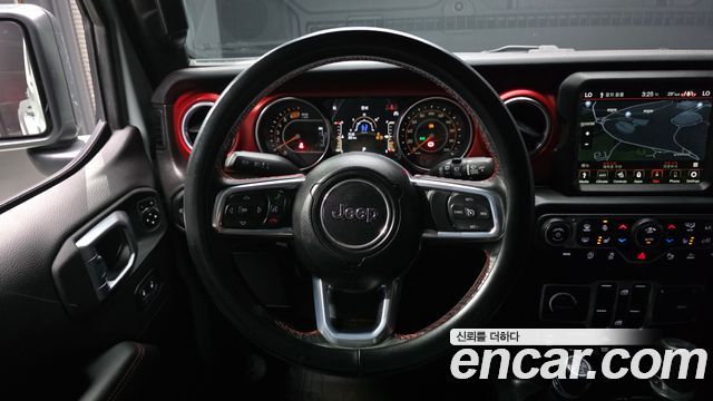 Jeep Wrangler 2023 — photo 19