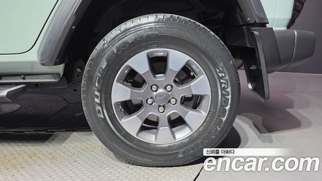 Jeep Wrangler 2023 — photo 7