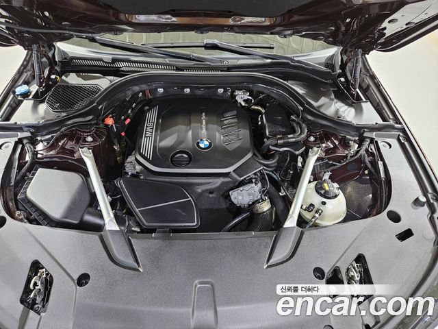 BMW Gran Turismo 2020 — photo 20